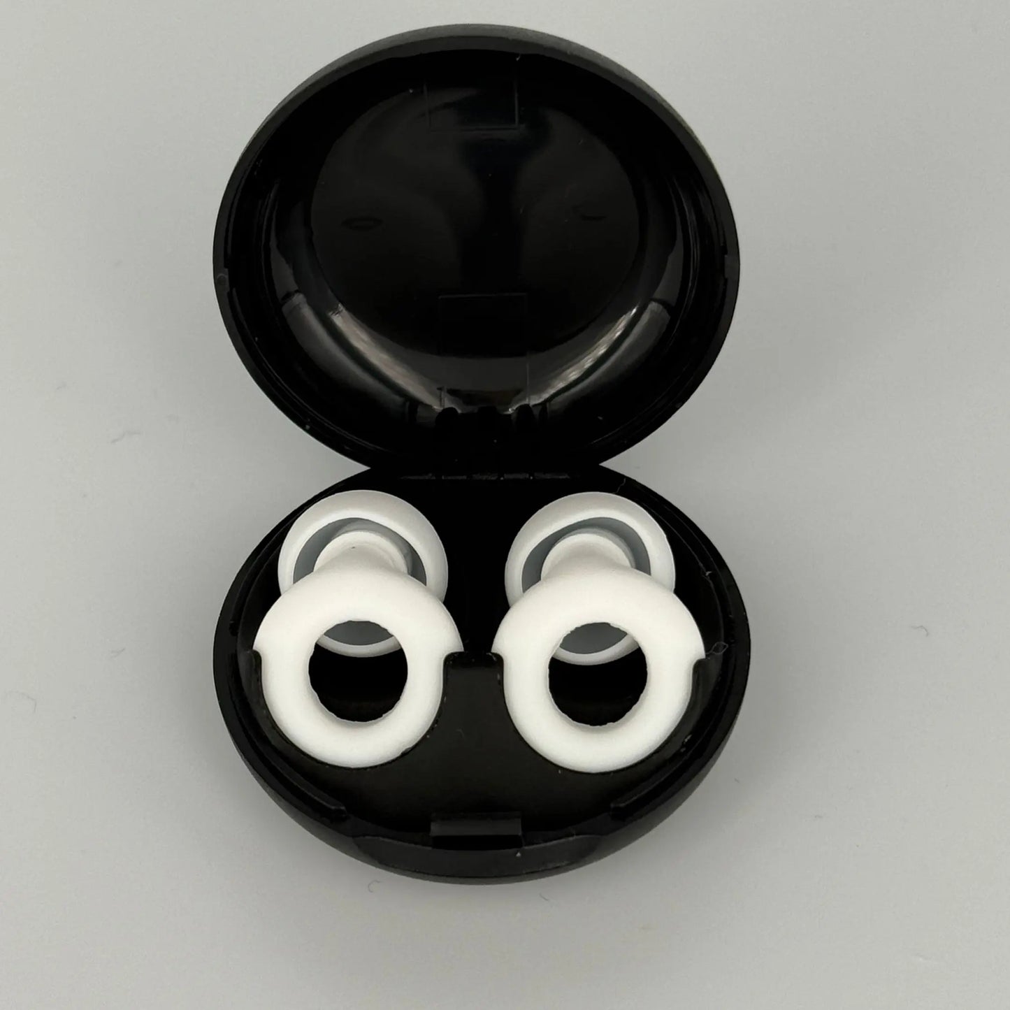 Spinkai Тапи за Уши