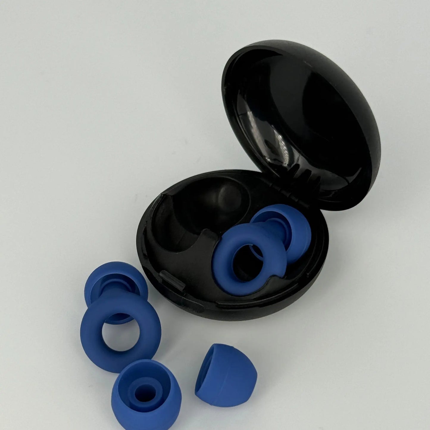 Spinkai Тапи за Уши